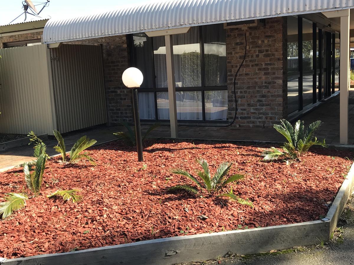 Tea Gardens Motel Exterior photo