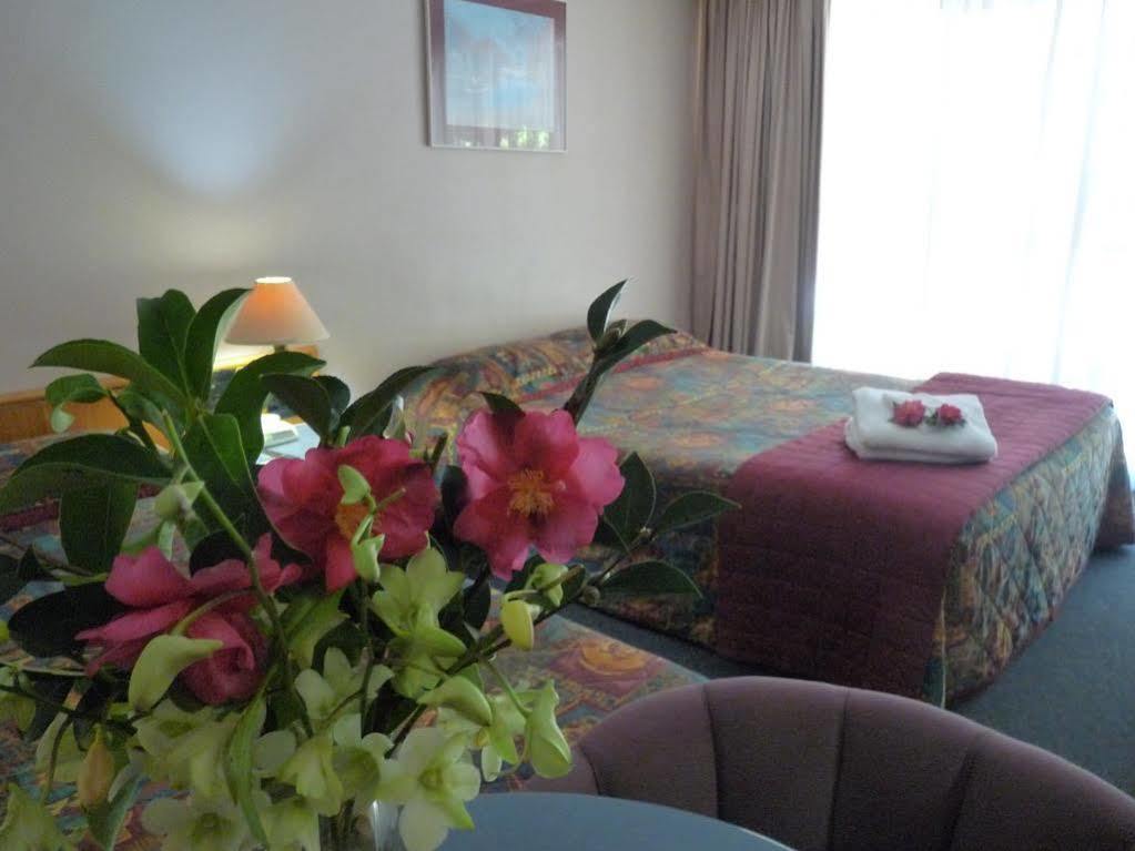 Tea Gardens Motel Exterior photo